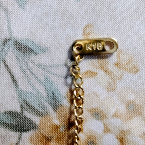 💎🖤LUXURY BLACK+GOLD c's Necklace💎 - Picture 3 of 4